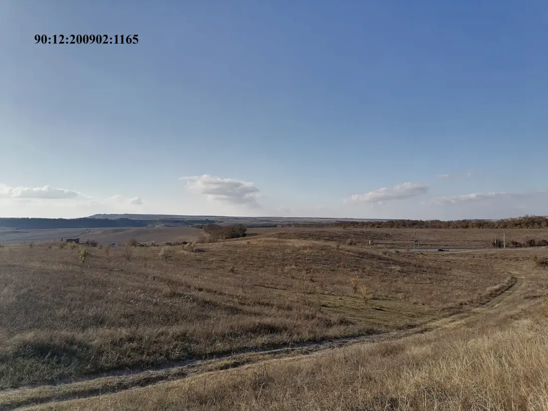 Земельный участок 1 га №2 в с. Левадки