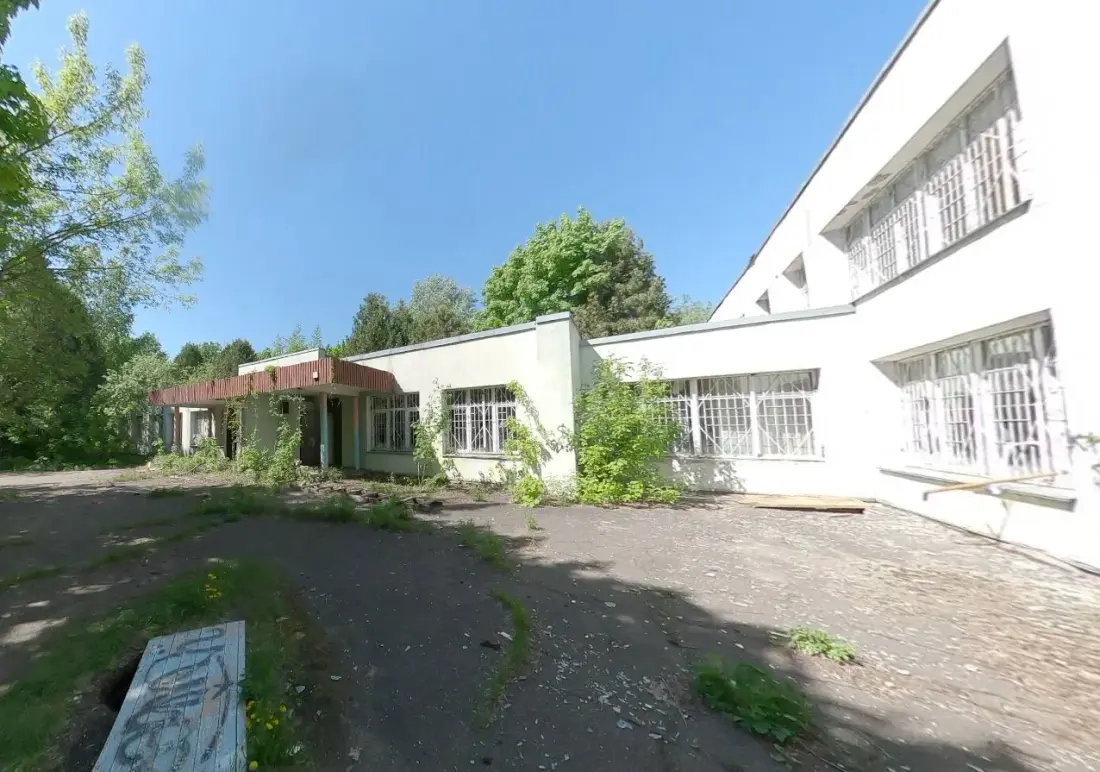 Нежилые здания и помещения на продажу, общей площадью 4260,1 м²